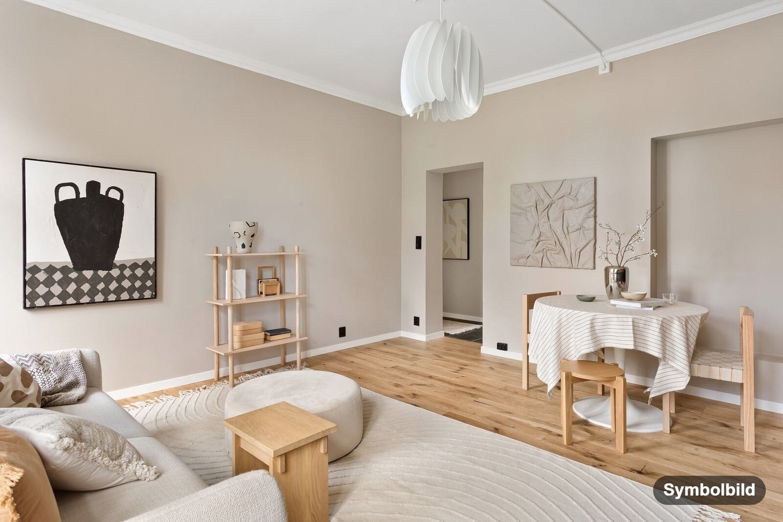 Symbolbild_Wohnzimmer: Graz-Jakomini · 3-Zimmer-Anlegerwohnung ca. 74 m² · vermietet · 214.600 €