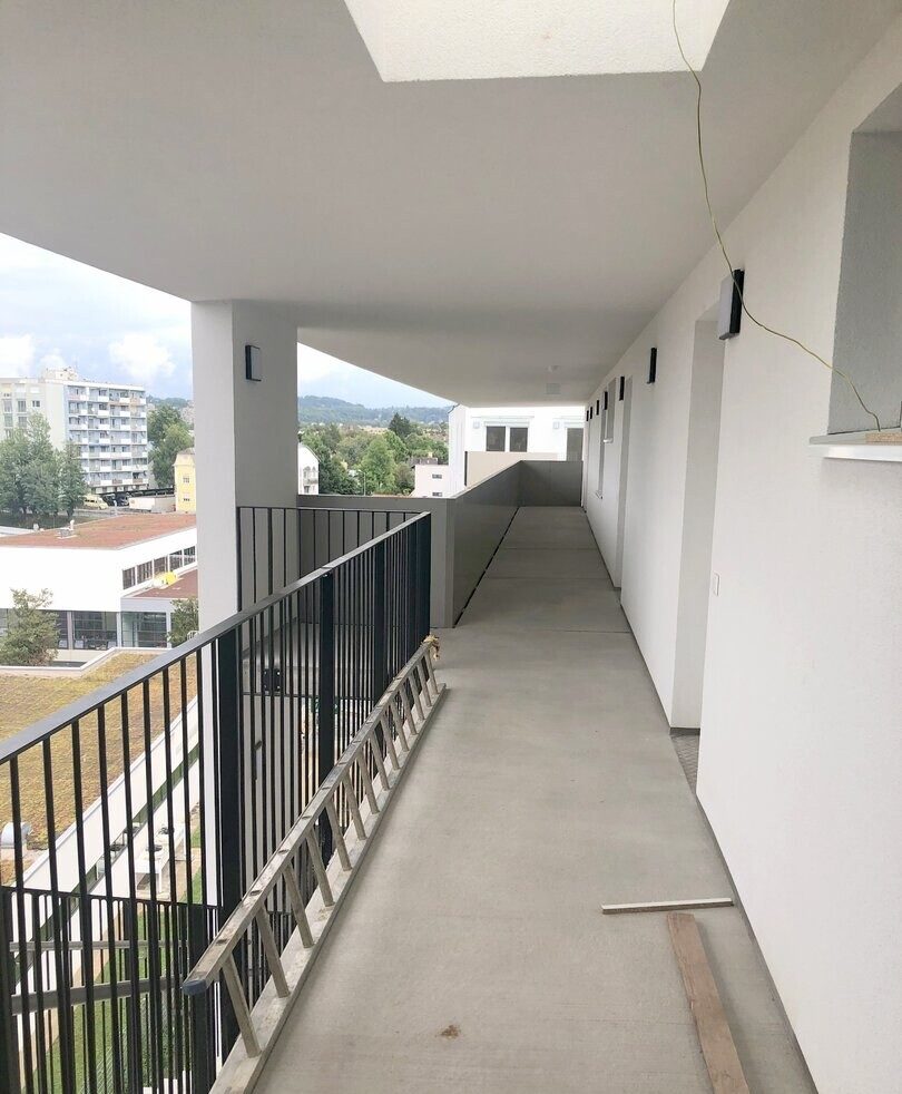 Laubengang: Graz-Jakomini · Neubau 2 Zi. 44 m² + 19 m² Balkon · vermietet · 195.000 € netto