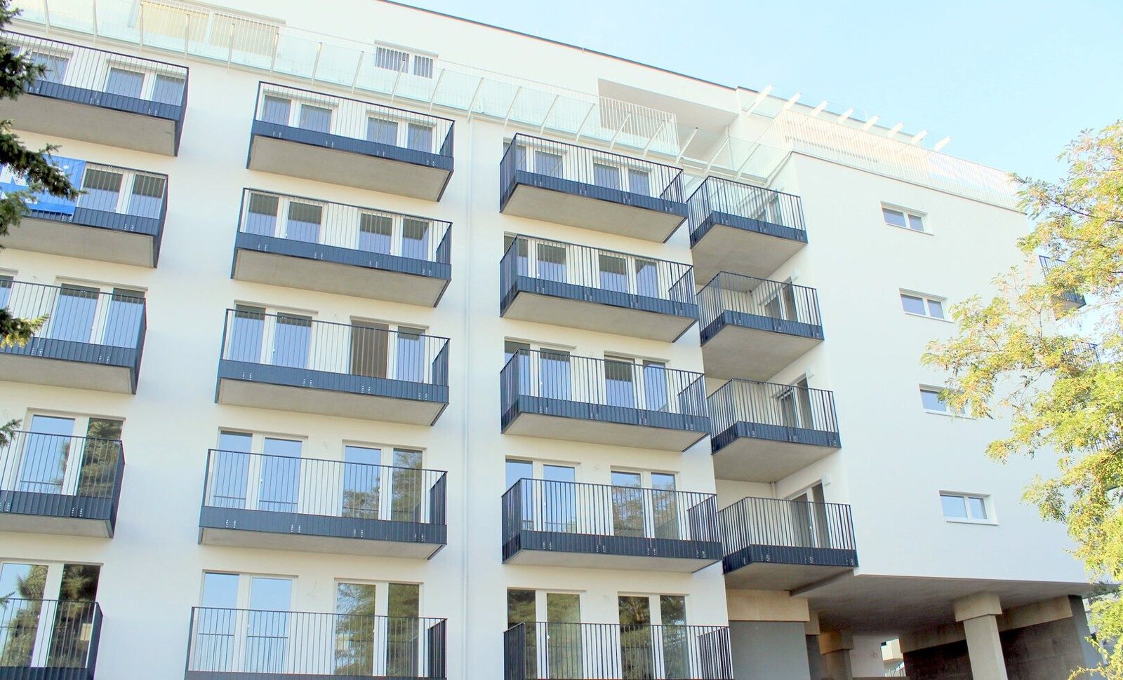 Straßenansicht: Graz-Waltendorf nahe TU · 3 Zimmer auf 45 m² + Balkon · vermietet · 185.000 € netto