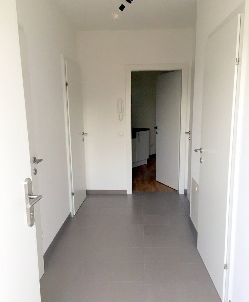 Vorraum: Graz-Waltendorf nahe TU · 3 Zimmer auf 45 m² + Balkon · vermietet · 185.000 € netto