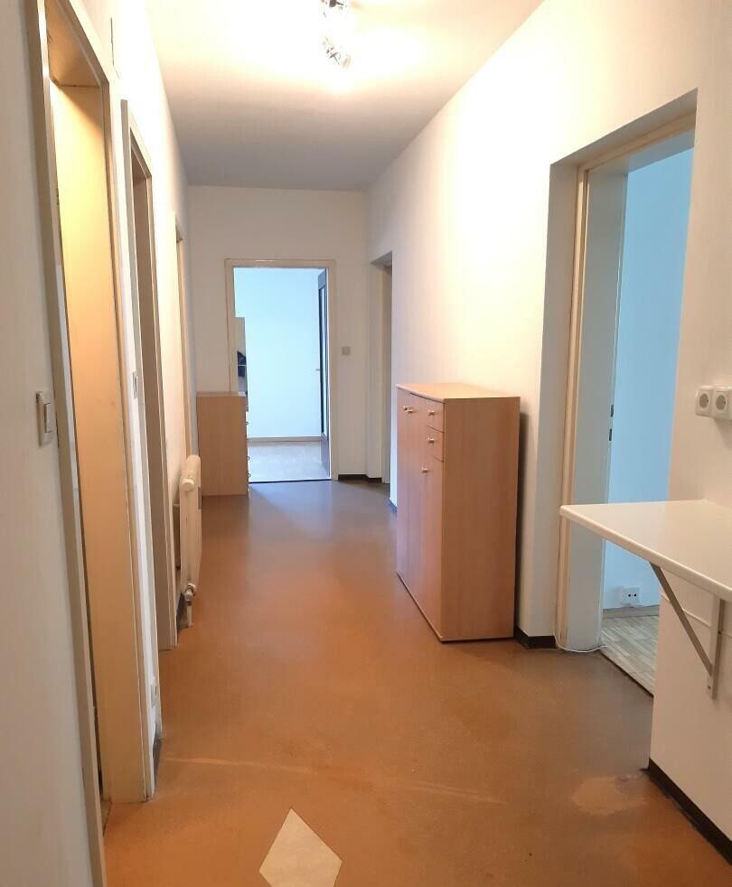 Vorraum: Graz-Gries nahe Griesplatz · 3 Zimmer 87 m² + Loggia · provisionsfrei · 174.740 €