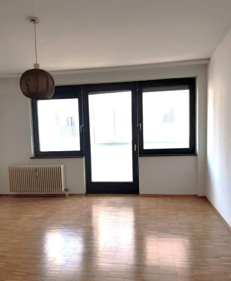 Zimmer mit Zugang zur Loggia: Graz-Gries nahe Griesplatz · 3 Zimmer 87 m² + Loggia · provisionsfrei · 174.740 €