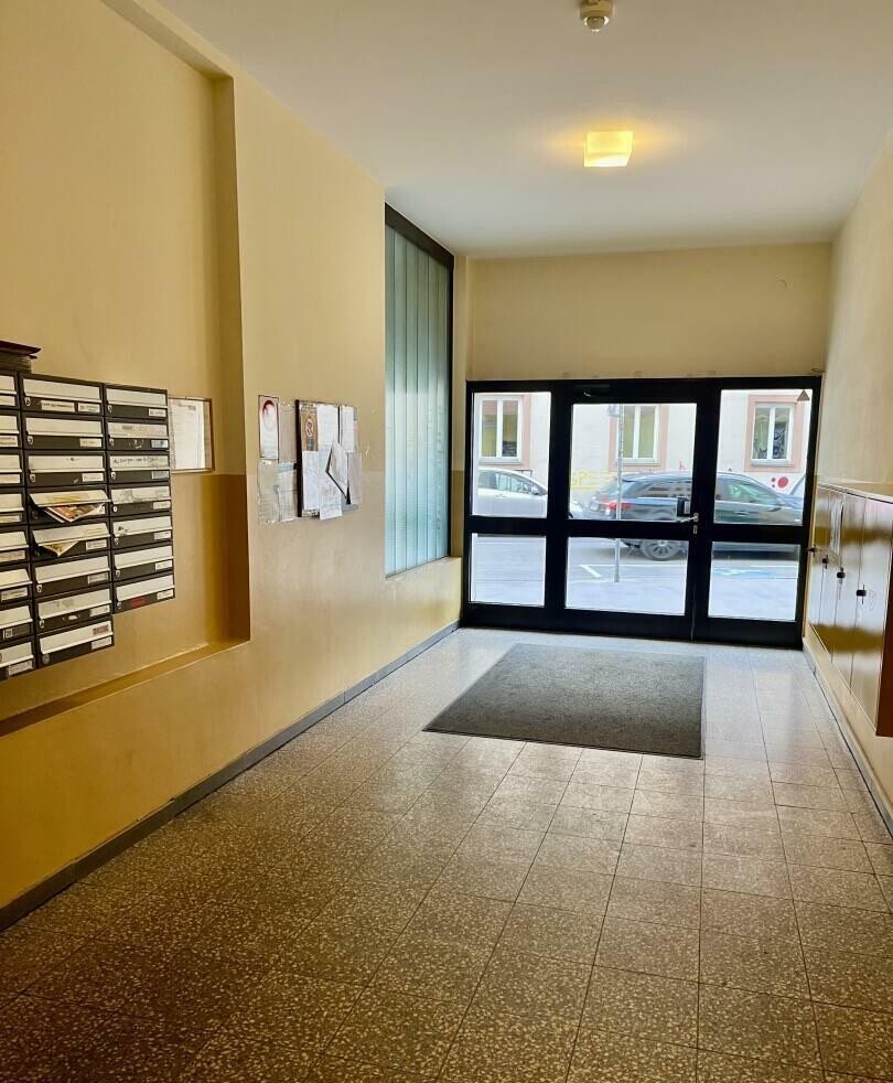 Eingangsbereich: Graz-Gries nahe Griesplatz · 3 Zimmer 87 m² + Loggia · provisionsfrei · 174.740 €