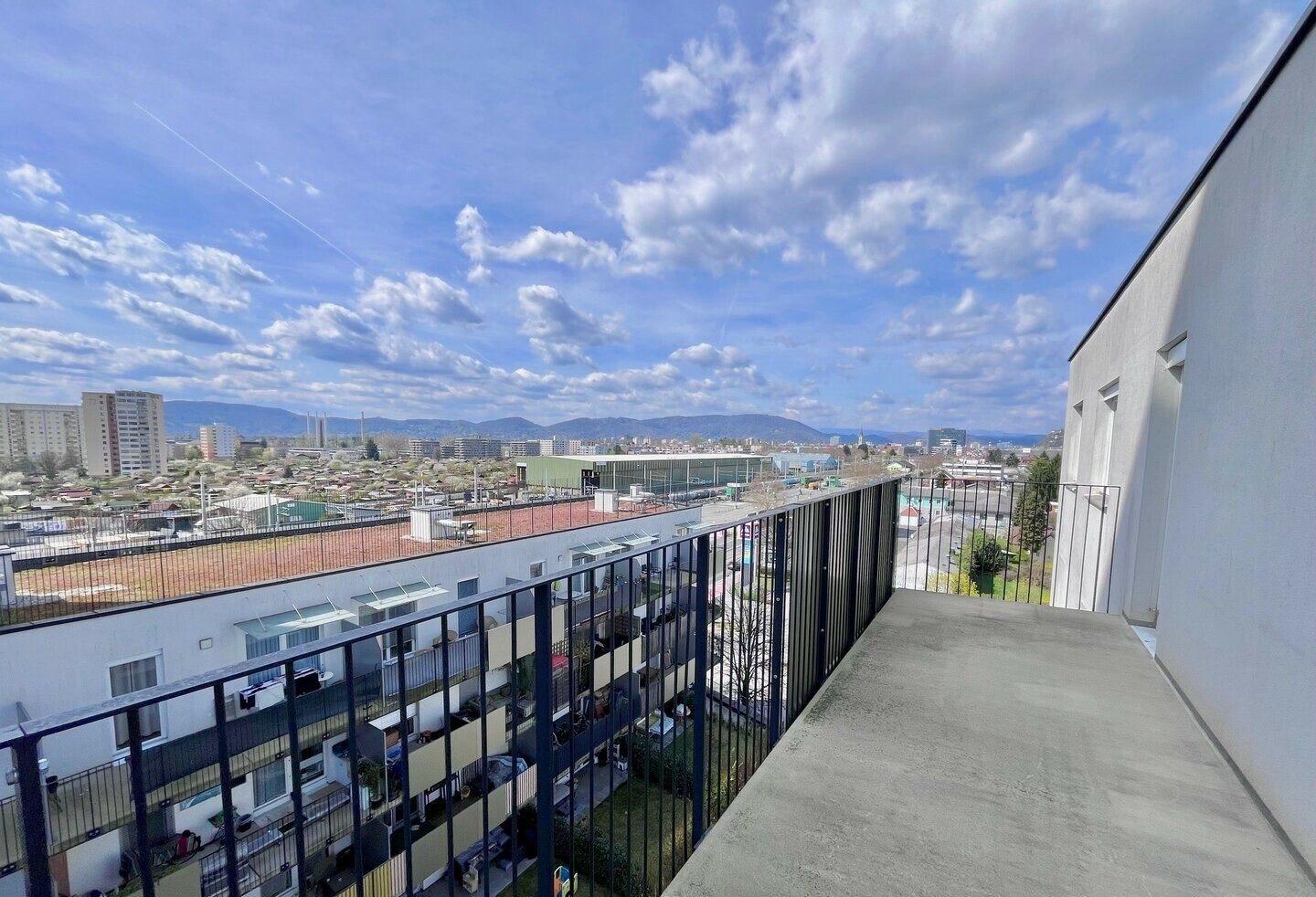 Terrasse mit Fernblick: Graz-Jakomini · Penthouse-Wohnung 4 Zi. 81 m² + 23 m² Terrasse · frei · 297.500 € netto