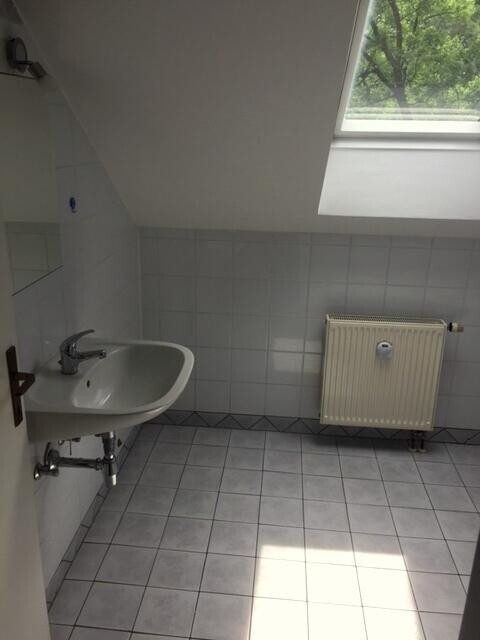 Bad: Graz-West mit Stadtblick · 2 Zimmer 54 m² + 25 m² Terrasse + Garten · vermietet · 6 % Rendite · 118.000 €