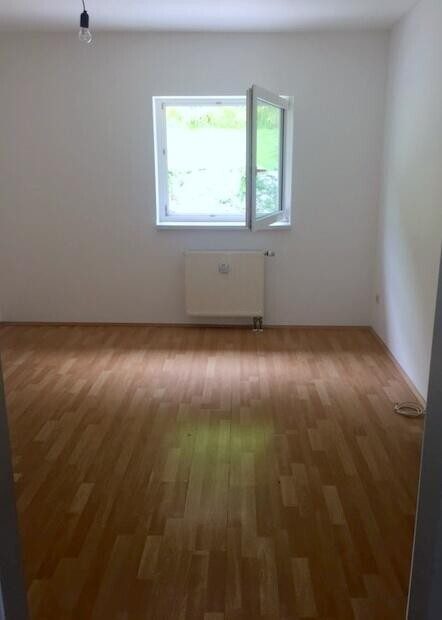 Zimmer: Graz-West mit Stadtblick · 2 Zimmer 54 m² + 25 m² Terrasse + Garten · vermietet · 6 % Rendite · 118.000 €