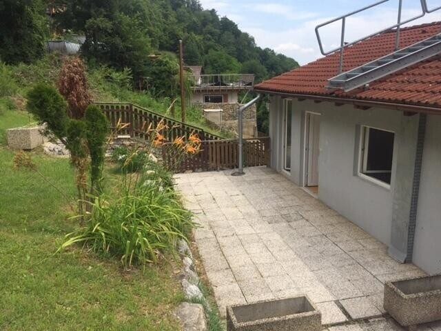 Terrasse: Graz-West mit Stadtblick · 2 Zimmer 54 m² + 25 m² Terrasse + Garten · vermietet · 6 % Rendite · 118.000 €
